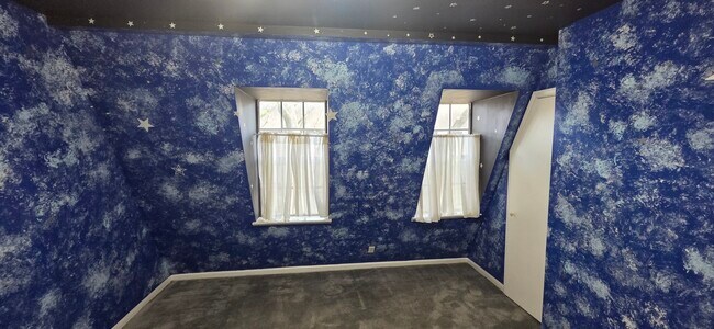 Building Photo - 5217 Arboles Dr