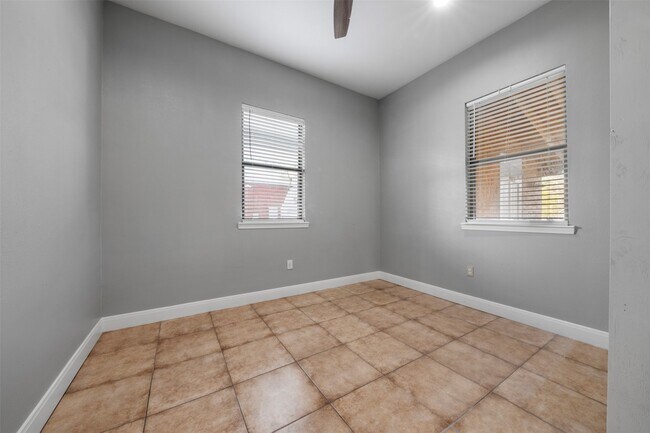 Building Photo - 394 Rd 5102