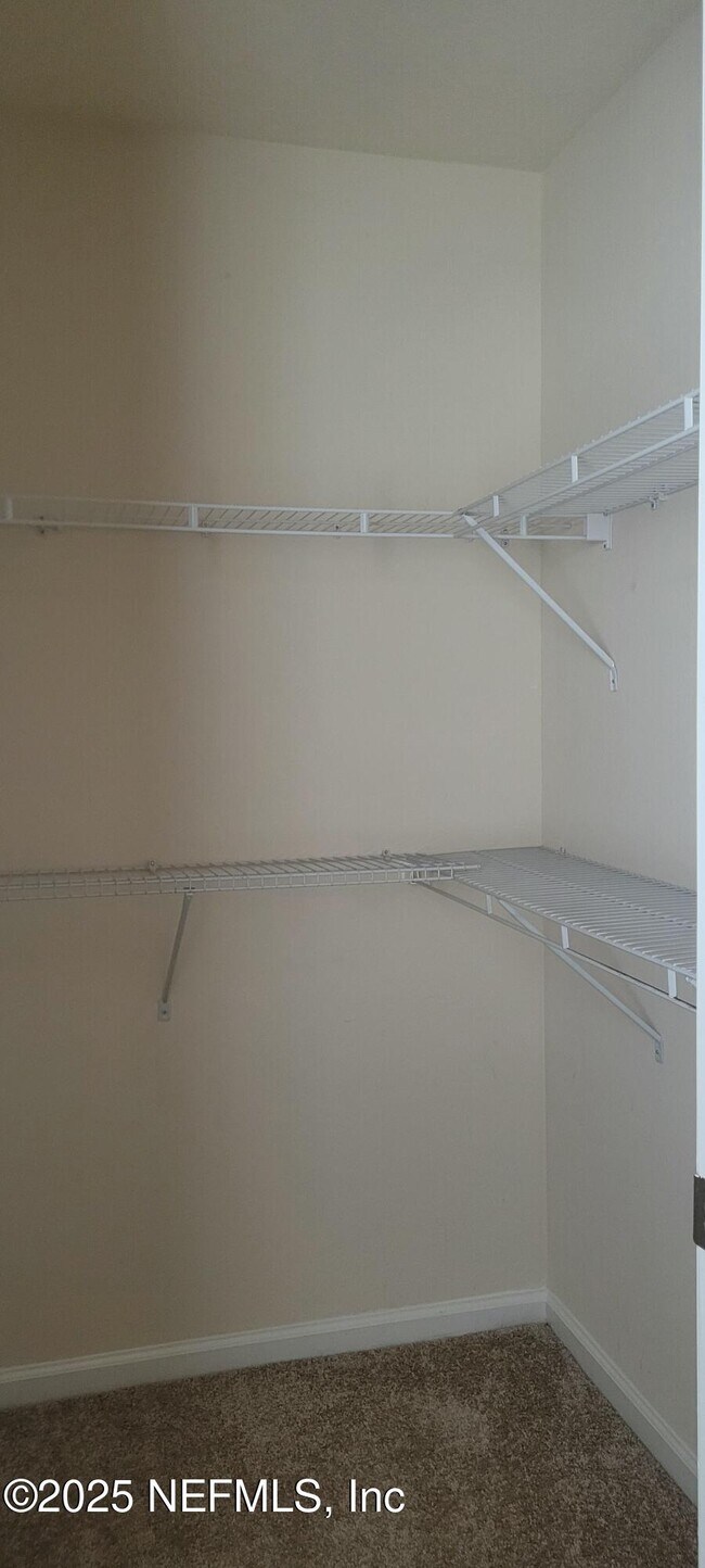 Building Photo - 894 Observatory Pkwy