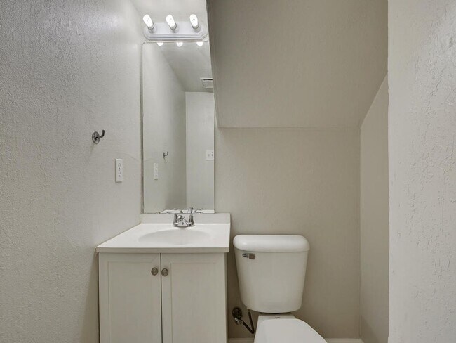 Building Photo - 9203 Kempler Dr