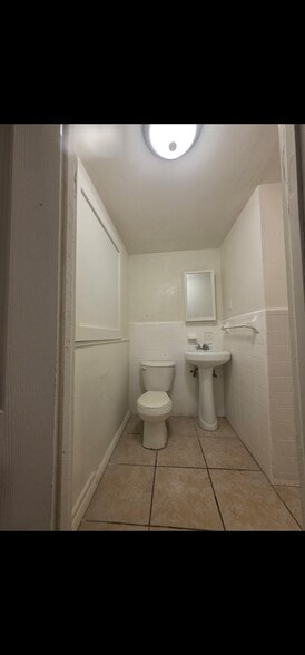 Bathroom - 535 McDonald Ave