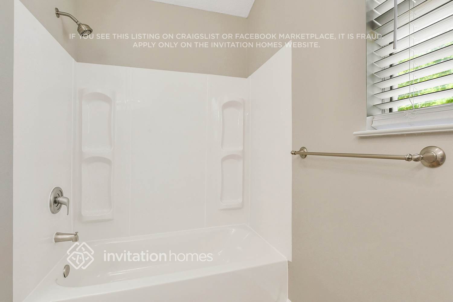 Building Photo - 112 Heathwick Dr