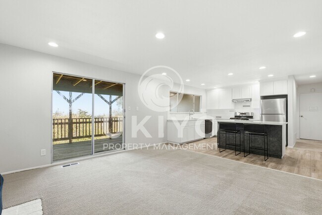 Building Photo - 6809 Colton Blvd