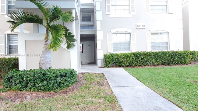 Building Photo - 2605 SE 21st Ct