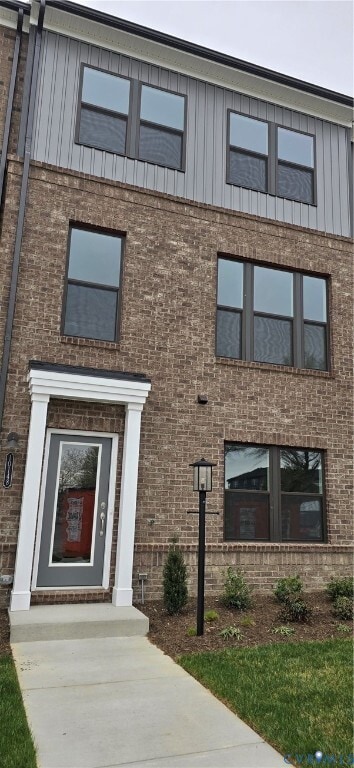 Primary Photo - 10148 All Star Blvd