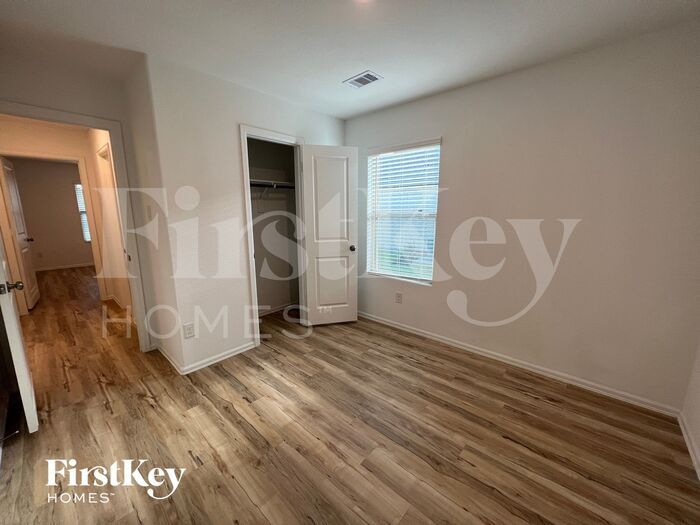 Building Photo - 3315 Aster Mdw Wy
