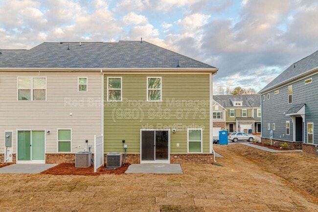 Building Photo - 240 Harpers Run Ln