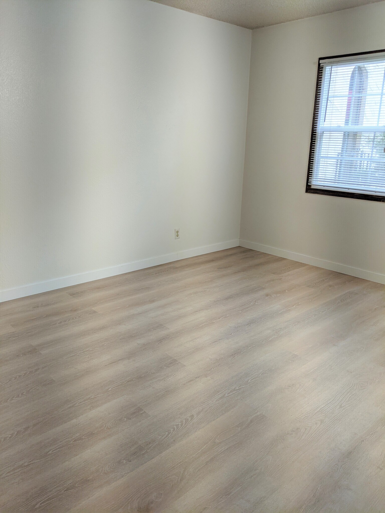 Bedroom1 - 805 29th St