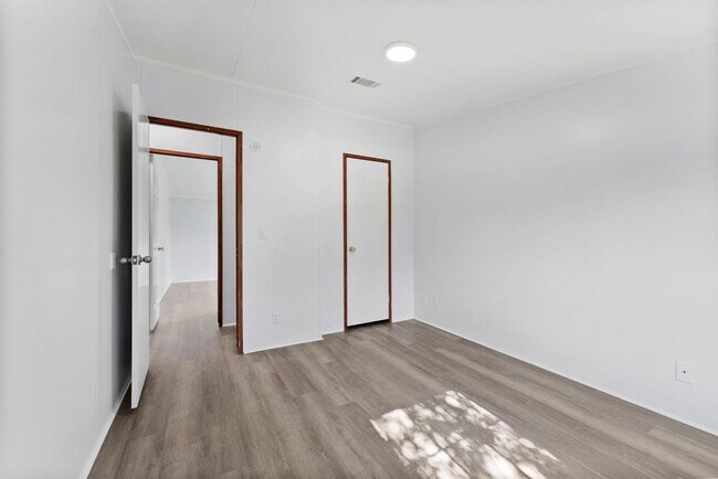 Building Photo - 31206 W Timberloch Trail