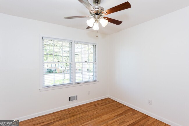 Building Photo - 6551 Bussell Way