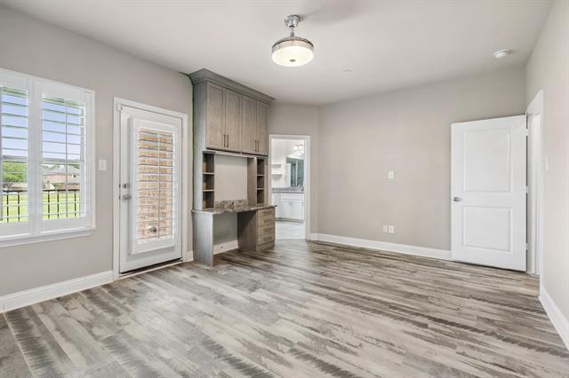 Building Photo - 4821 Pasadena Dr