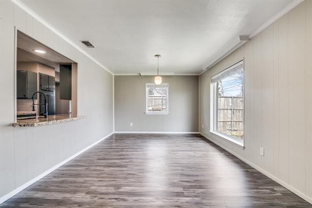 Building Photo - 2418 Patricia Ln