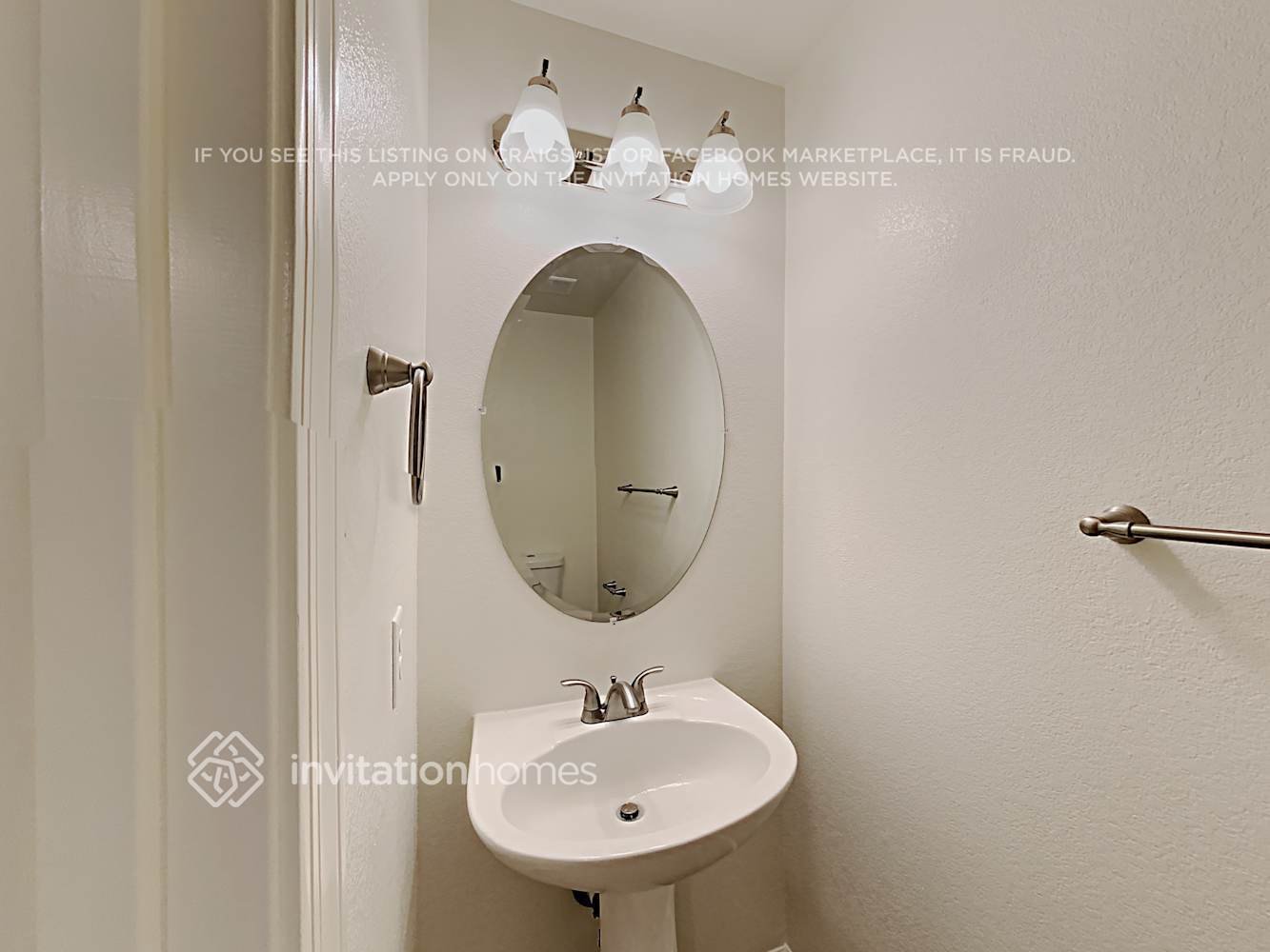 Building Photo - 42695 W Anne Ln