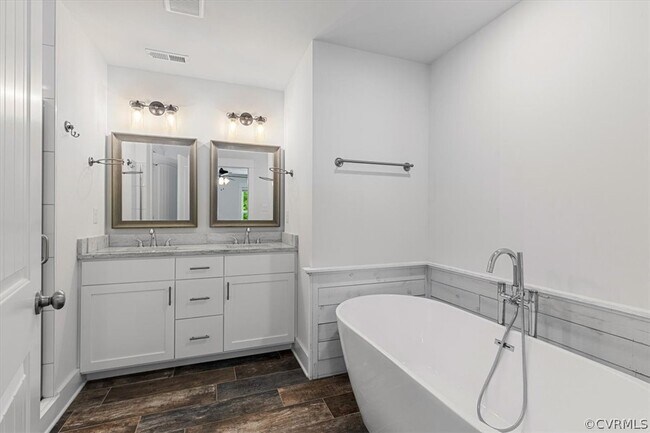 Building Photo - 4142 Tosh Ln