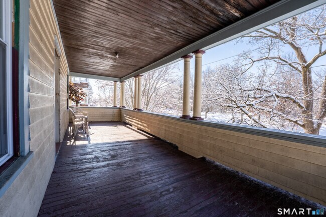 Building Photo - 94 Fairfield Ave