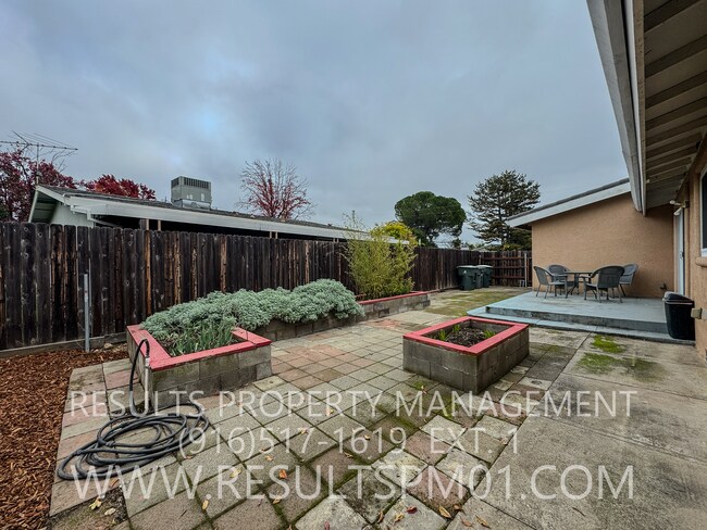 Building Photo - 5636 Butano Way