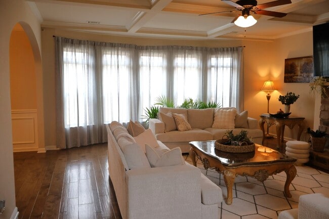 Building Photo - 202 Ermon Ct