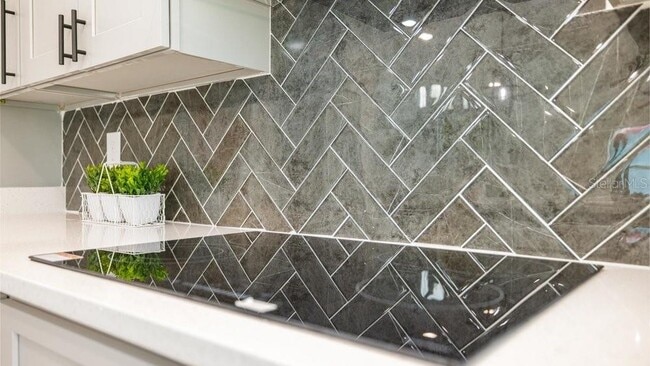 Building Photo - 1414 E Harding St