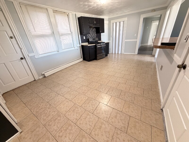 Building Photo - 73 Haverhill St