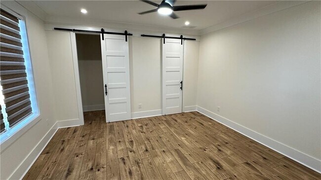 Building Photo - 3527 Bailey Rd