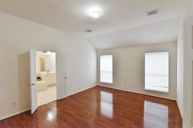 Building Photo - 1210 Ivory Meadow Ln