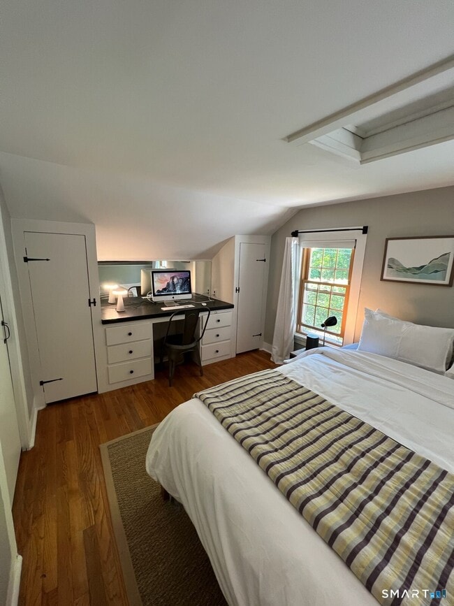 Building Photo - 41 Frenchmans Rd