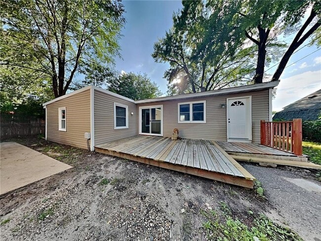 Building Photo - 8107 Pillsbury Ave S