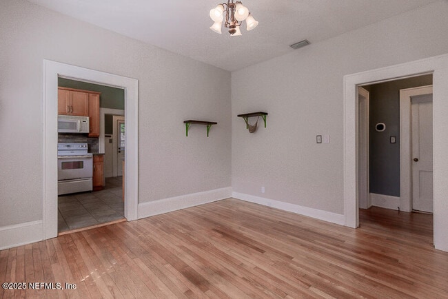 Building Photo - 2923 Downing St