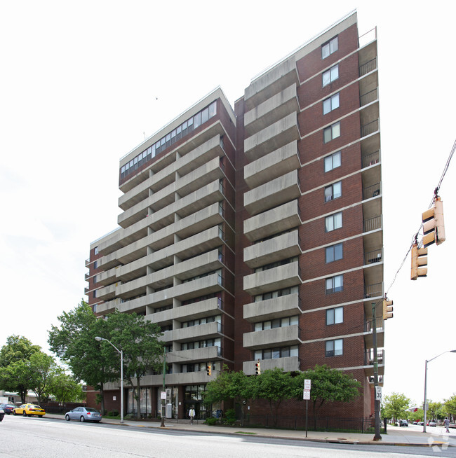 Building Photo - The Brentwood Public Housing
