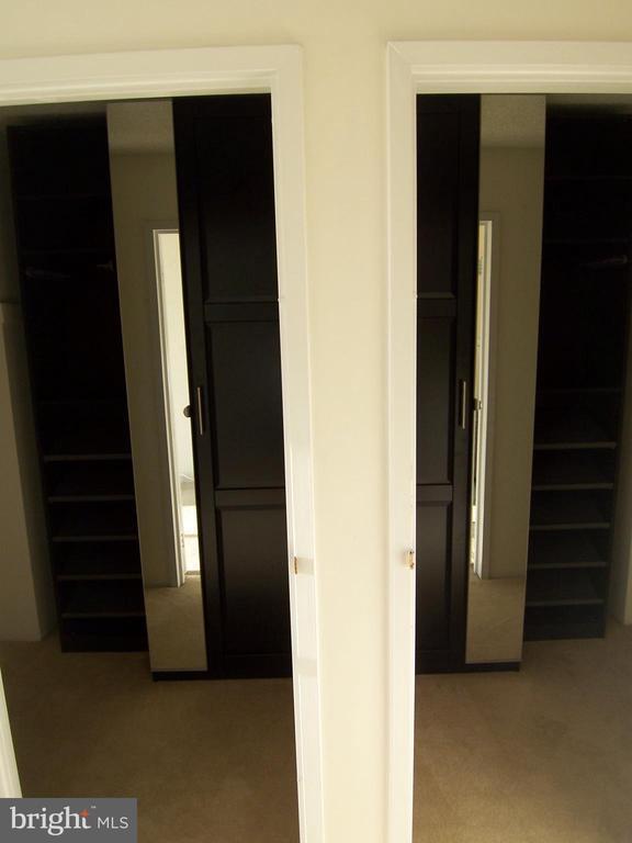 Building Photo - 5300 Holmes Run Pkwy