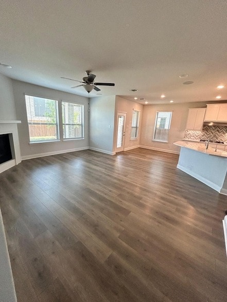 Building Photo - 1704 Dunbrook Rd