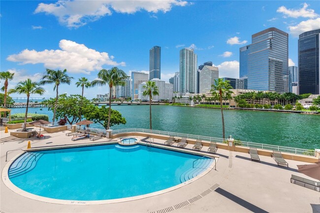 Building Photo - 701 Brickell Key Blvd