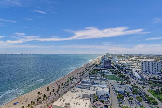 Building Photo - 101 S Fort Lauderdale Beach Blvd
