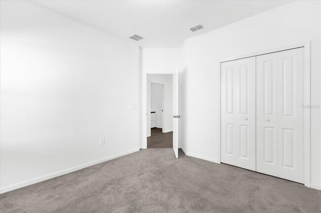 Building Photo - 4721 SW 83rd Lp