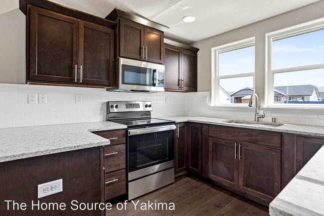 Building Photo - 3 br, 2 bath House - 6107 Whatcom Ave