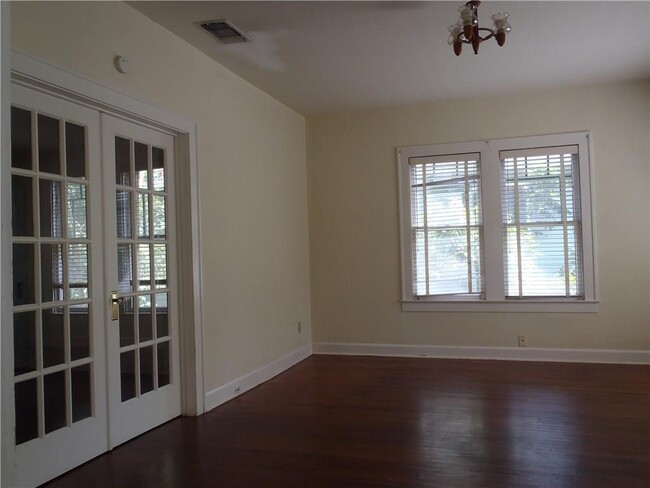 Building Photo - 2800 Dancy St
