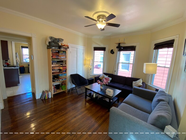Building Photo - 381 Highland Ave