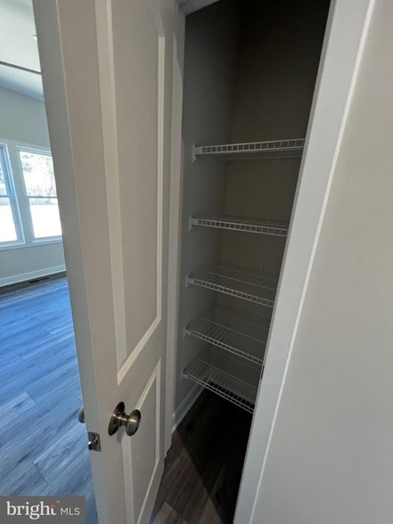 Building Photo - 38 Meadow View Ln