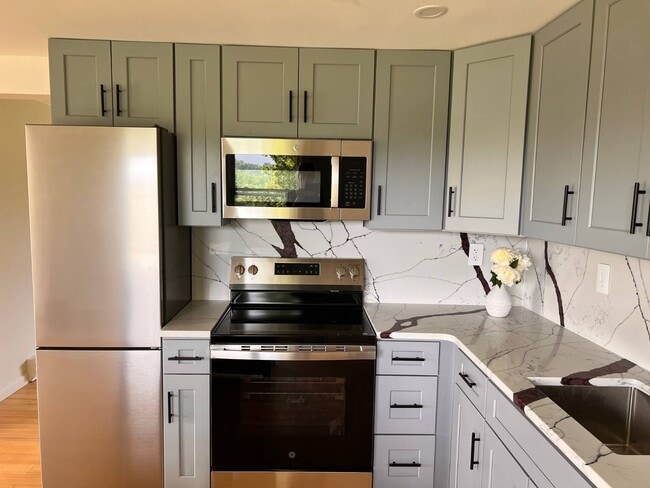 Building Photo - 5408 NY-22