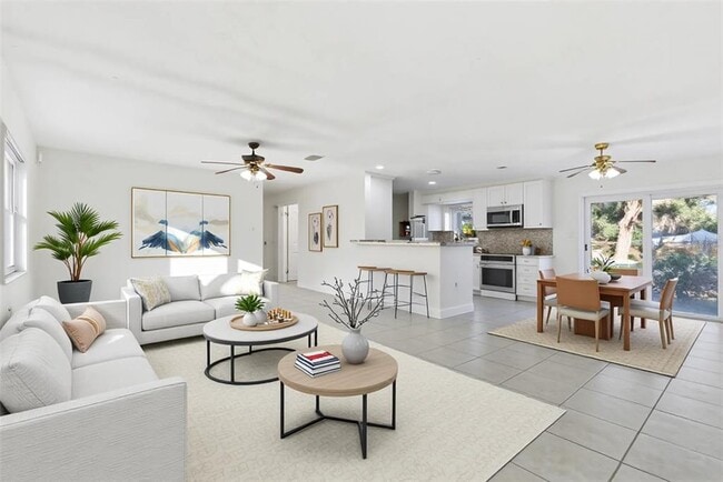 Building Photo - 502 Tweed Ave