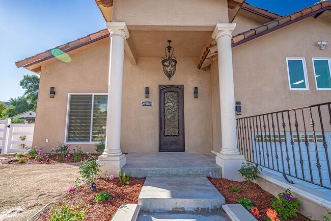 Building Photo - Brand New Construction 3-Bedroom Home for Rent in Canyon Country