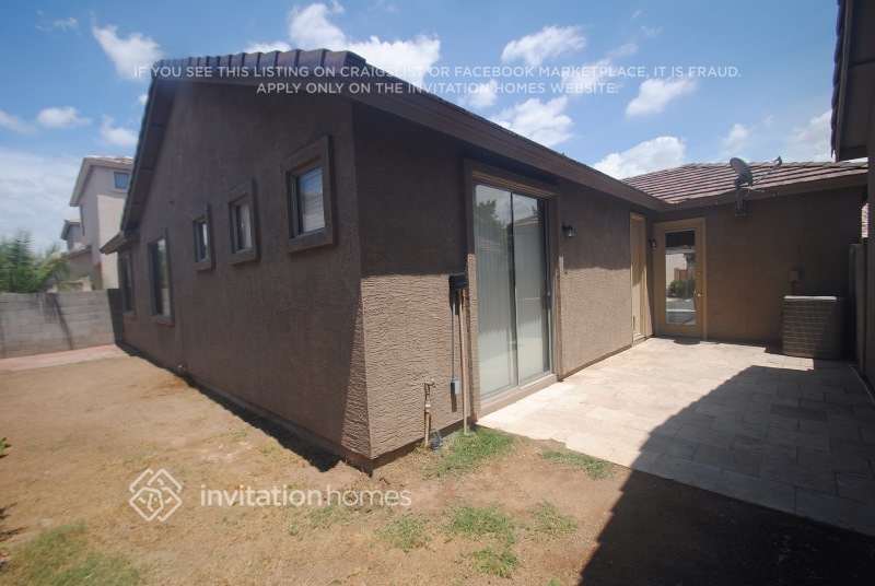 Building Photo - 1314 S Tacoma