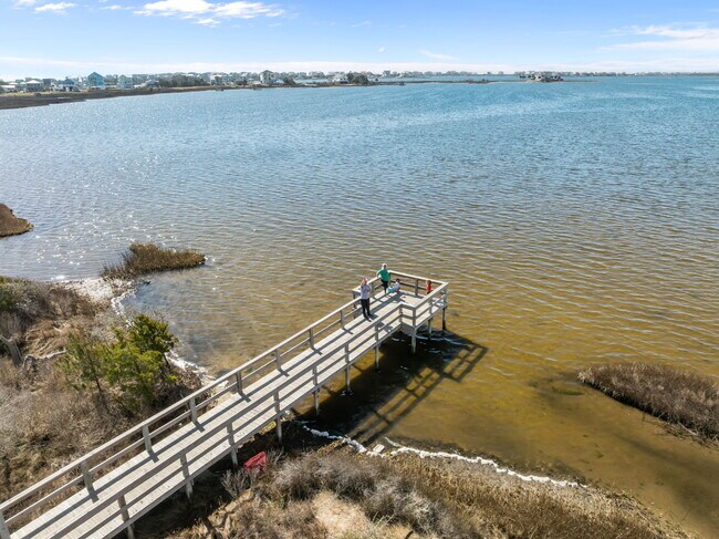 Building Photo - 322 Royal Eagle Ct