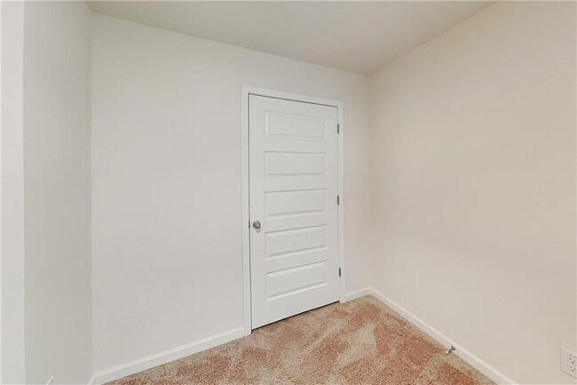 Building Photo - 4971 Terrace Dr
