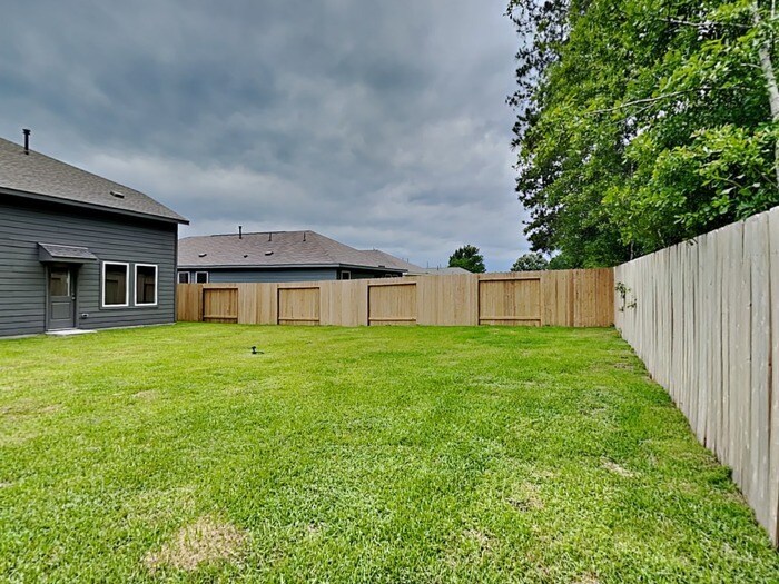 Building Photo - 25687 Roy Rogers Ct