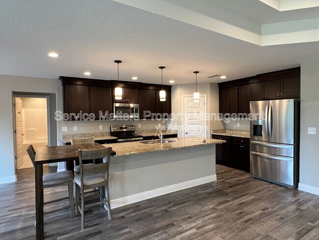 Building Photo - 7913 Majestic Cypress Dr