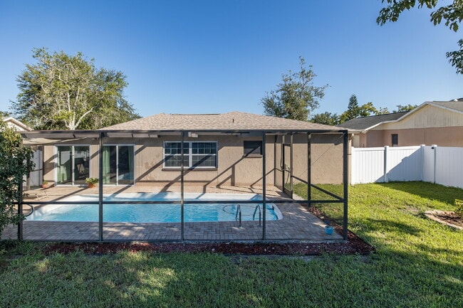 Building Photo - 7334 Bent Oak Dr