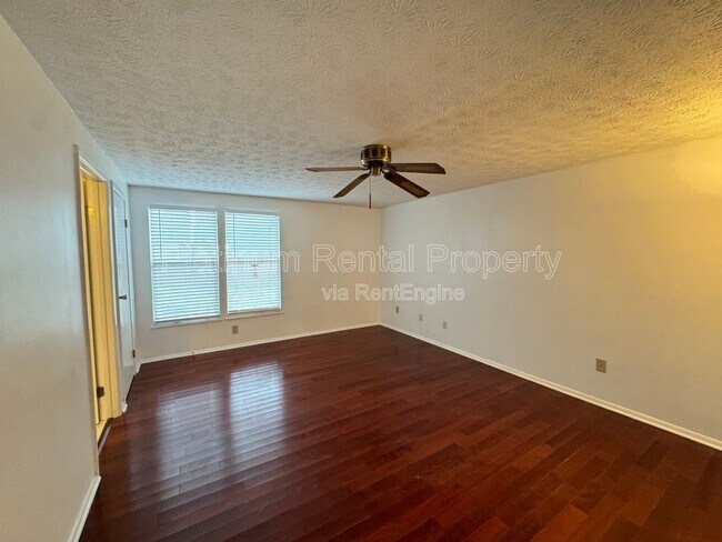 Building Photo - 1295 Taylor Oaks Dr