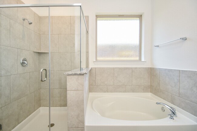 Building Photo - 31322 Horseshoe Meadow Bend Ln