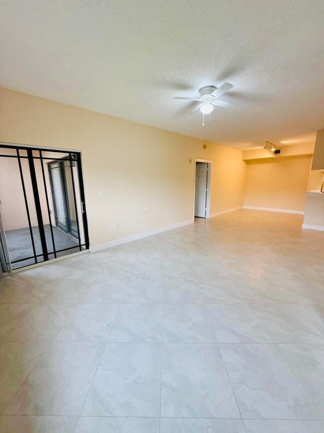 Building Photo - 2917 Tuscany Ct